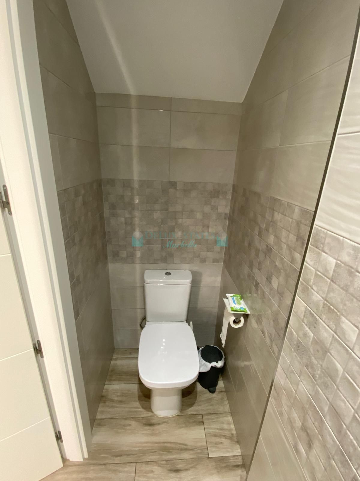 Town House for sale in Secadero, Casares