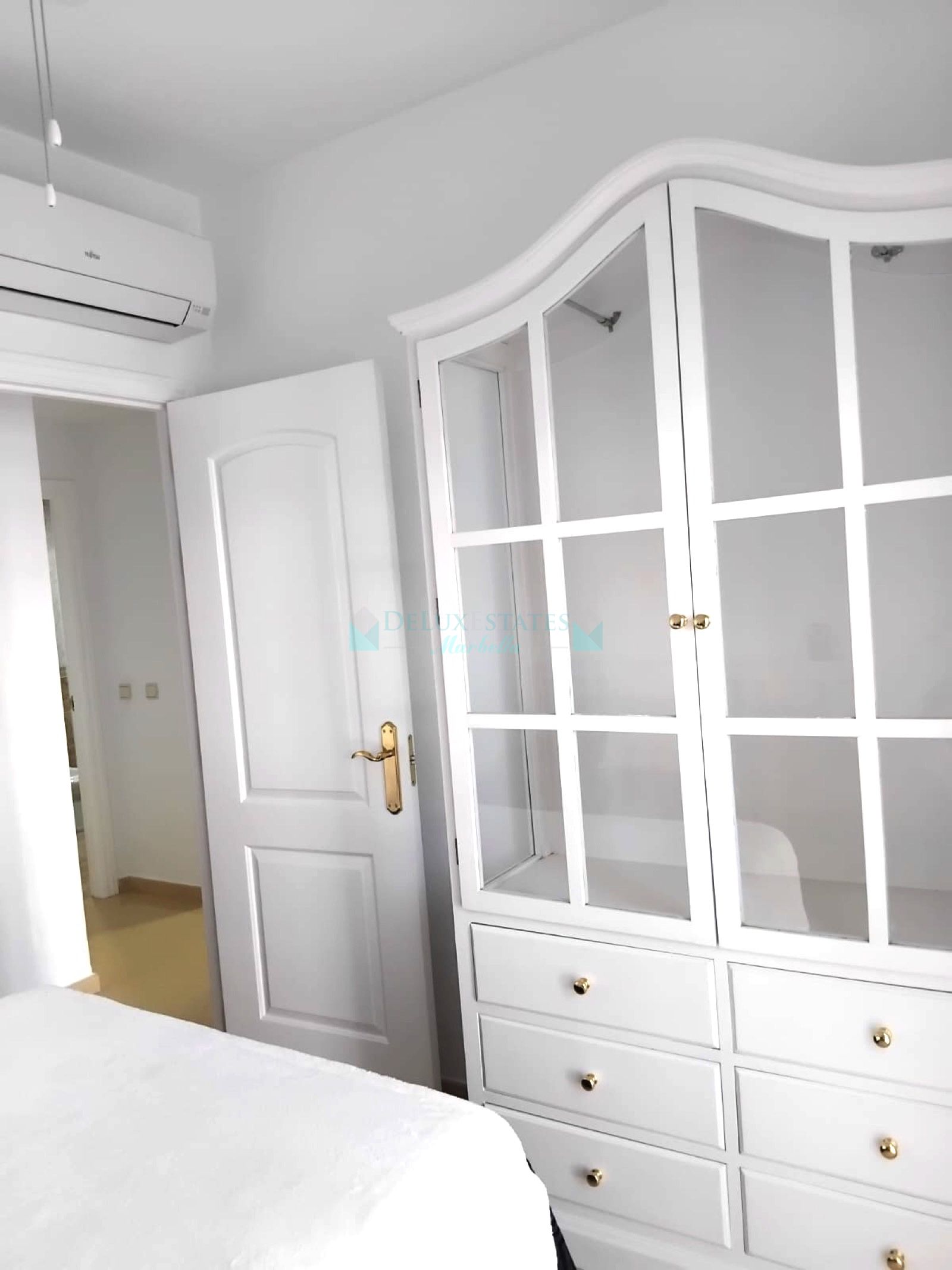 Apartment for sale in Sabinillas, Manilva