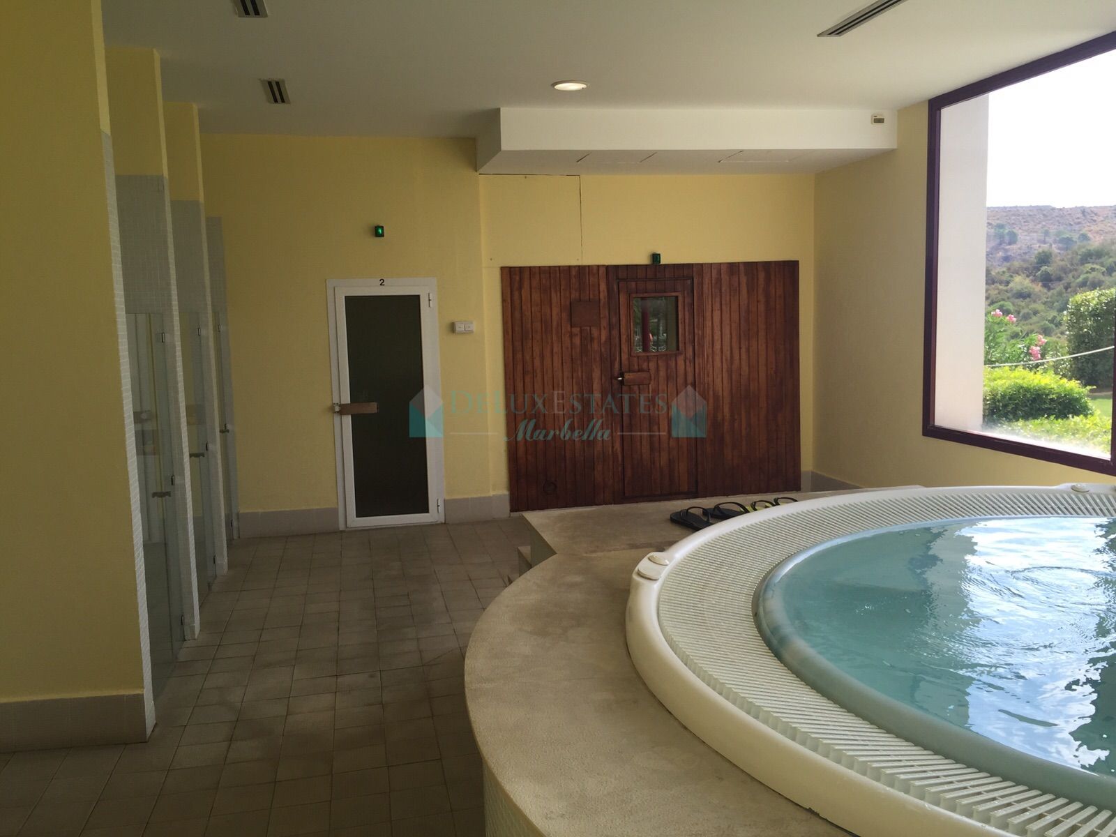 Apartamento en venta en Parque Botanico, Estepona