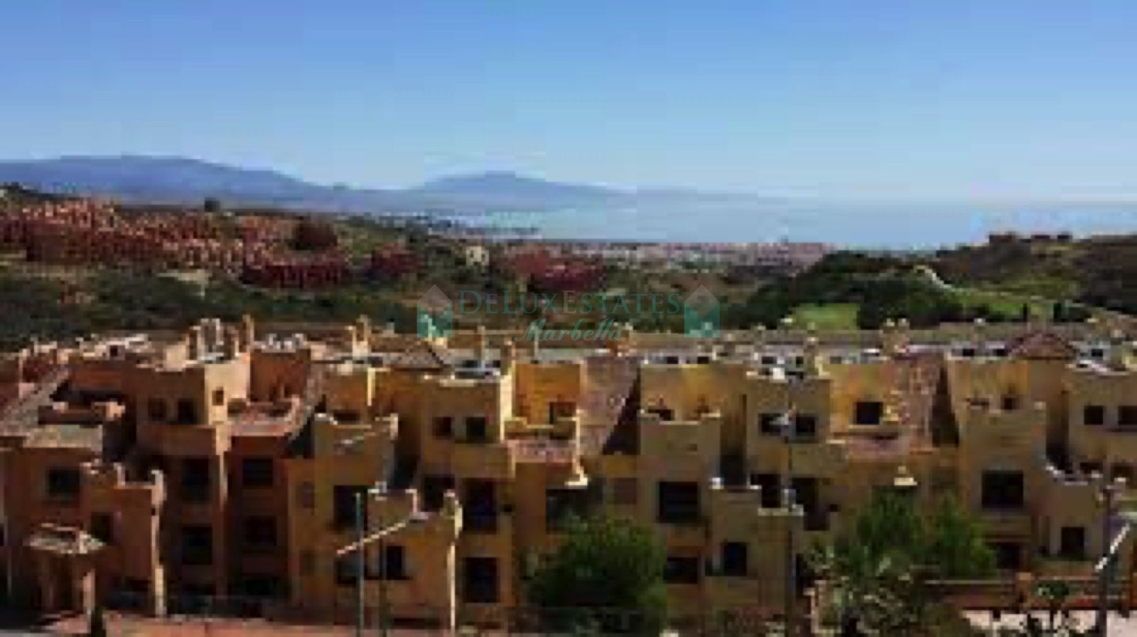 Penthouse for sale in Duquesa Village, Manilva