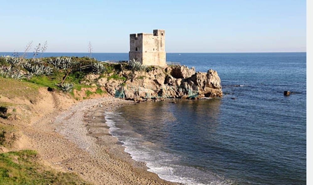 Penthouse for sale in Duquesa Village, Manilva