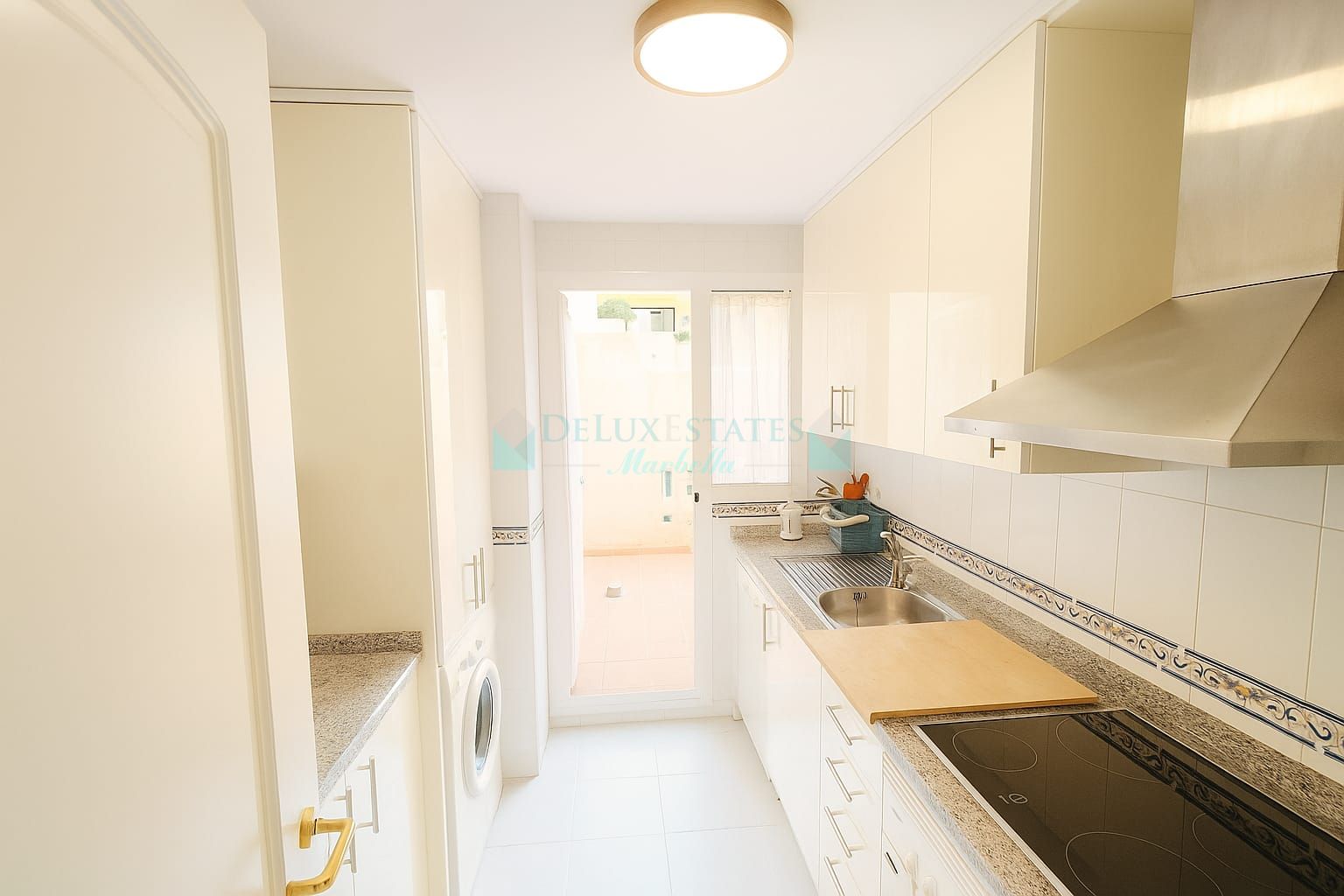 Penthouse for sale in Duquesa Village, Manilva