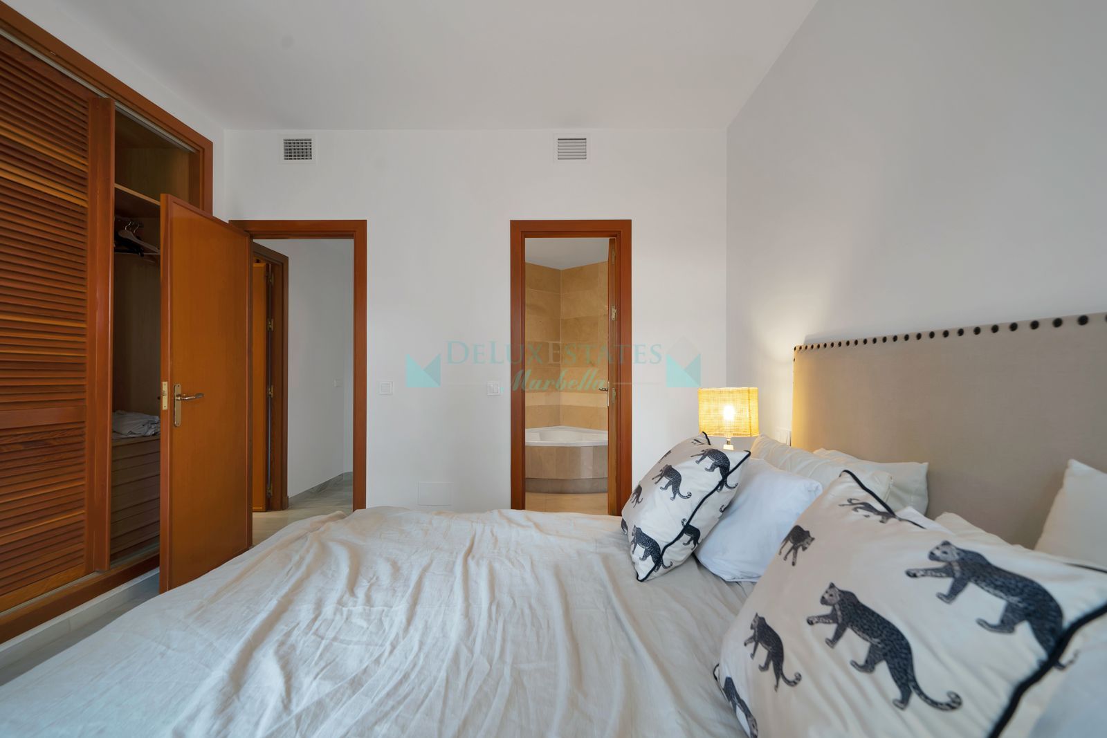 Apartment for sale in Nueva Andalucia