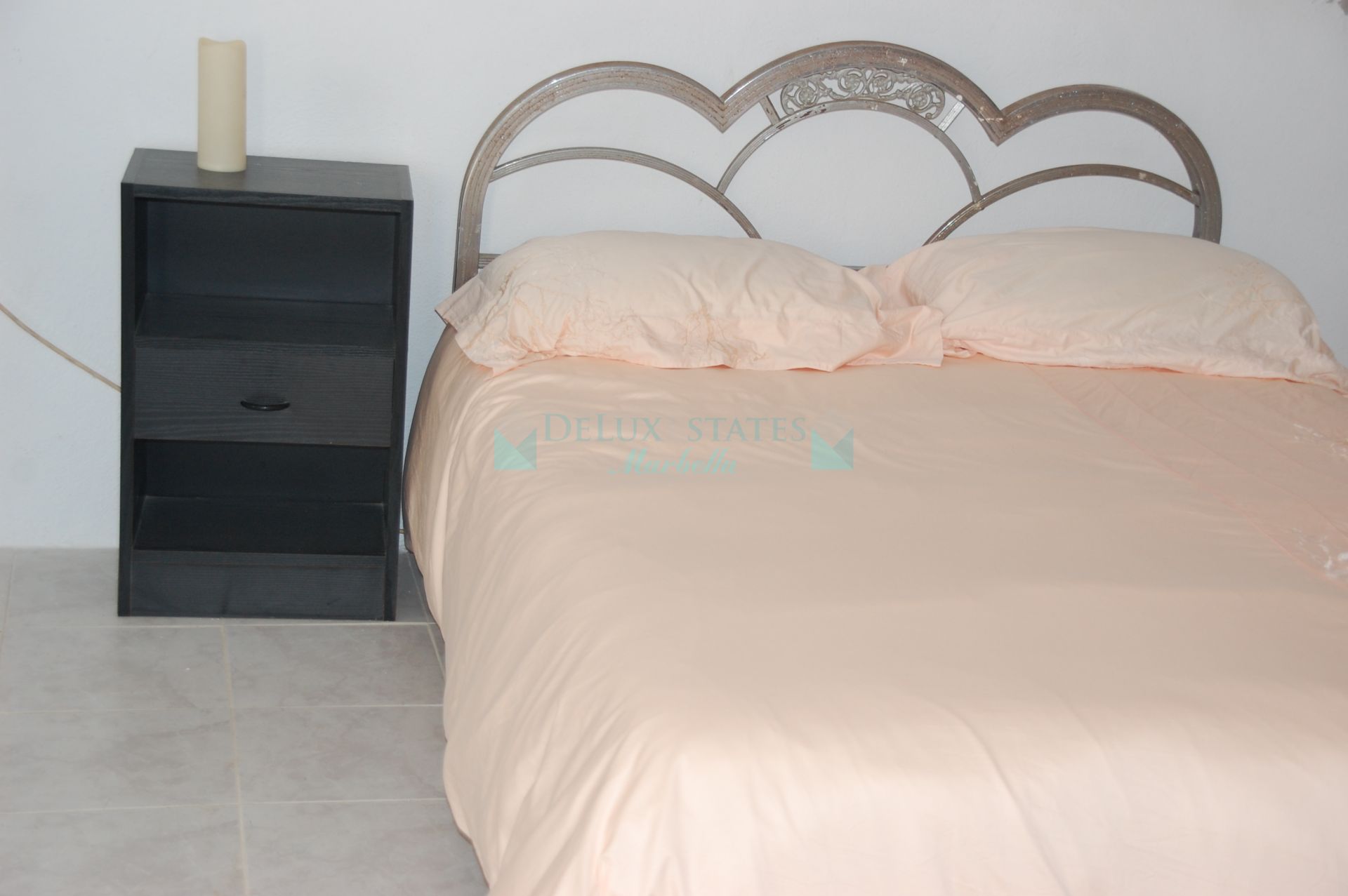 Chalet for sale in Casares Pueblo, Casares