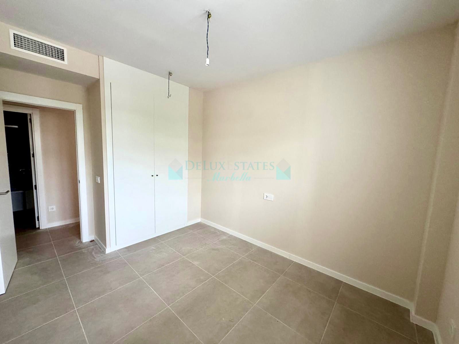 Apartment for sale in Bel Air, Estepona