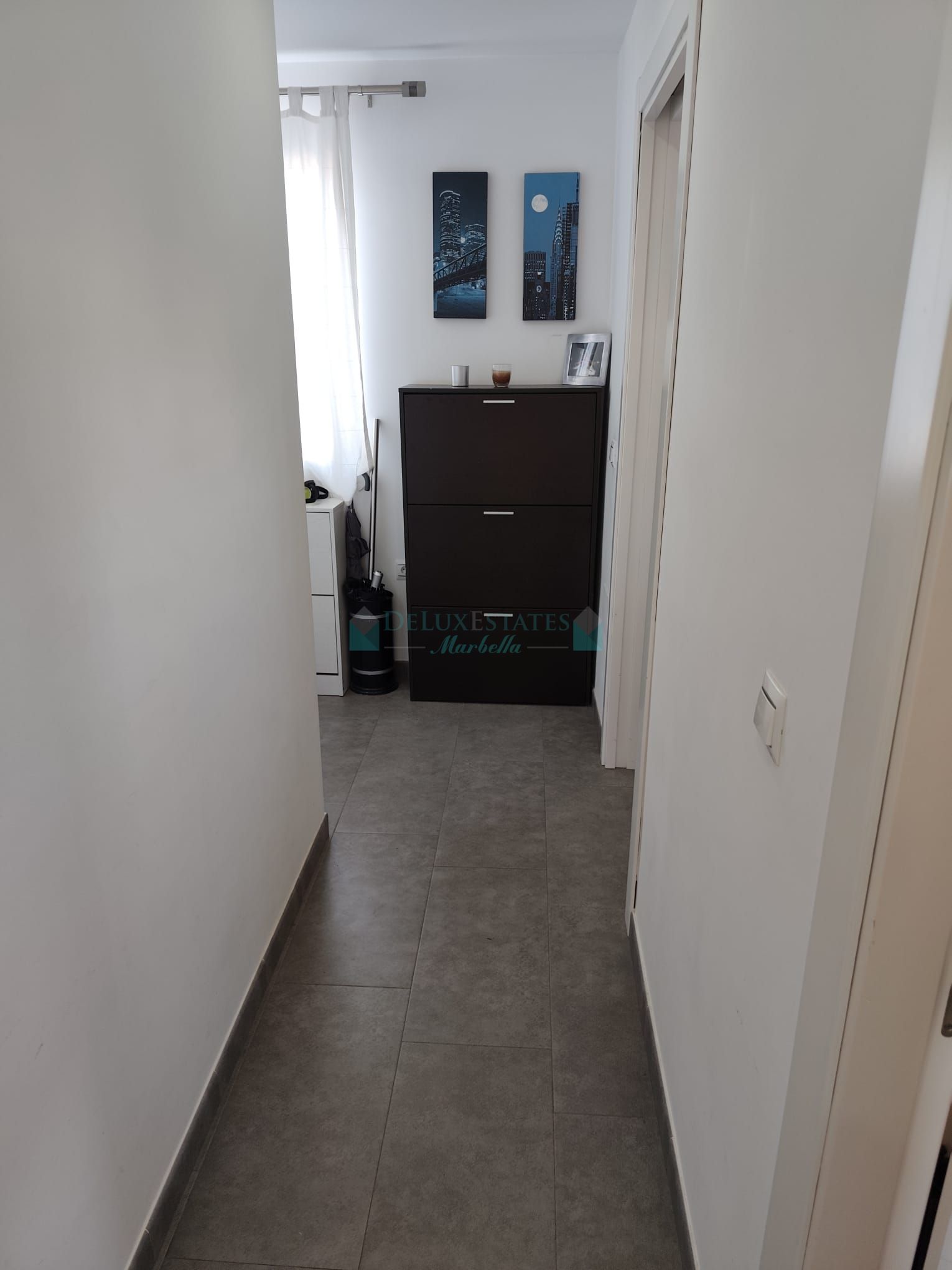 Ático en venta en Avda de Andalucia - Sierra de Estepona, Estepona