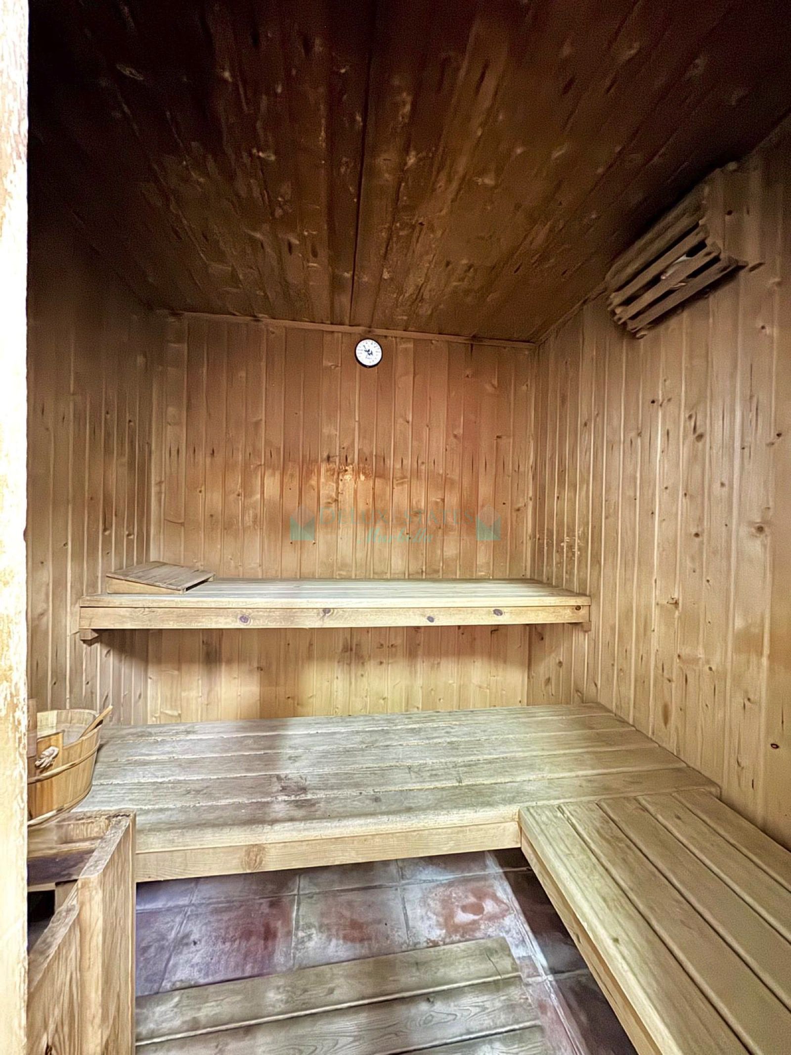 Ground Floor Apartment for sale in Hacienda del Sol, Estepona