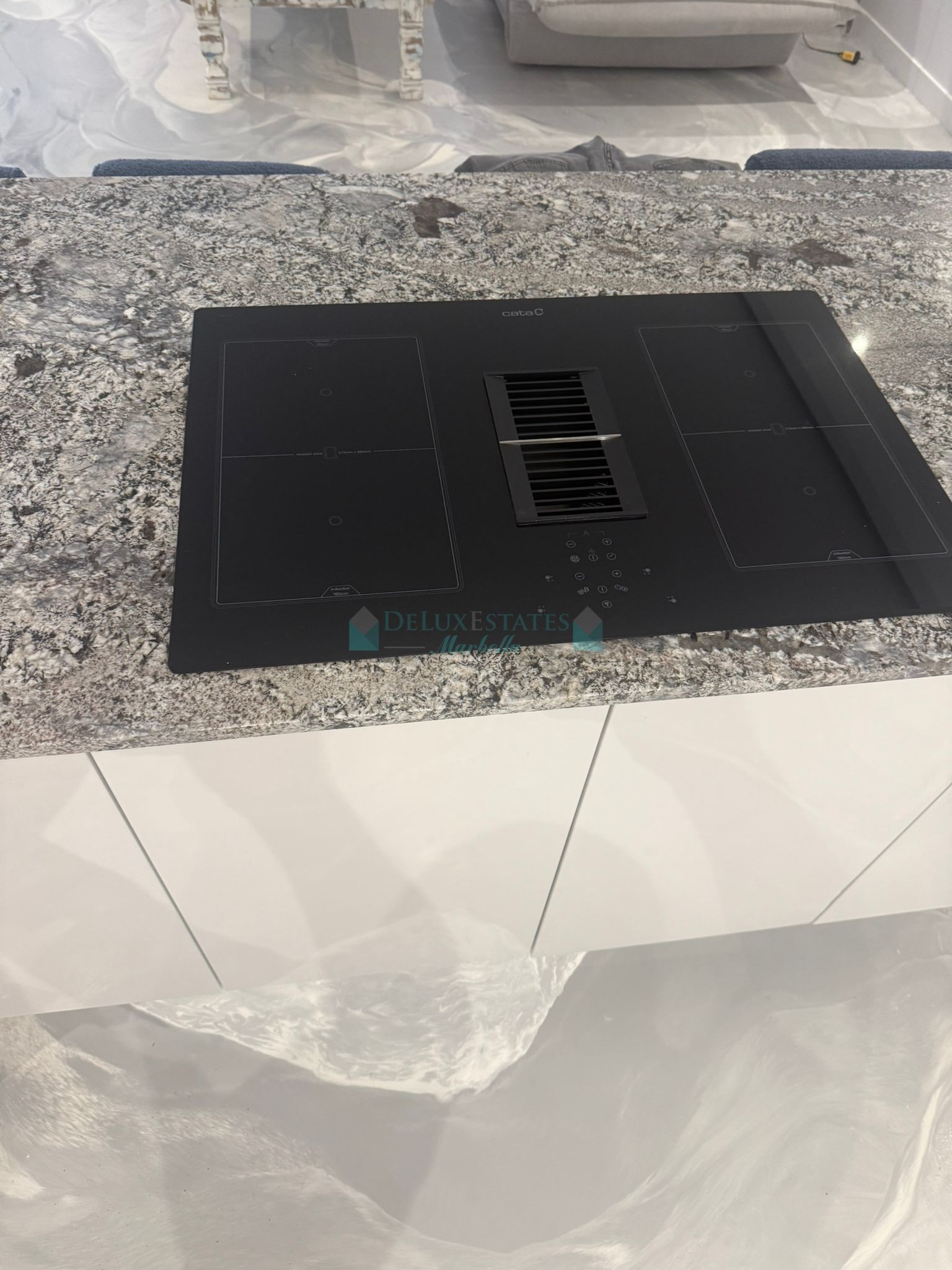 Apartment for sale in La Heredia, Benahavis