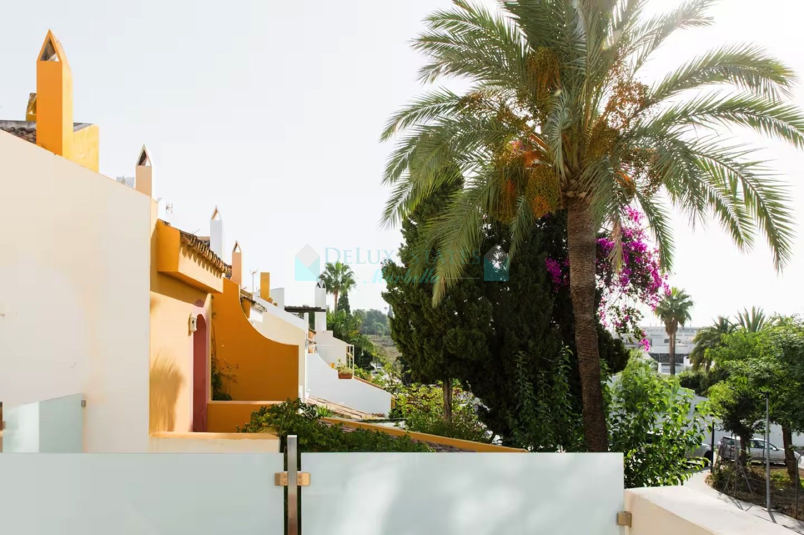 Town House for sale in Altos del Rodeo, Nueva Andalucia