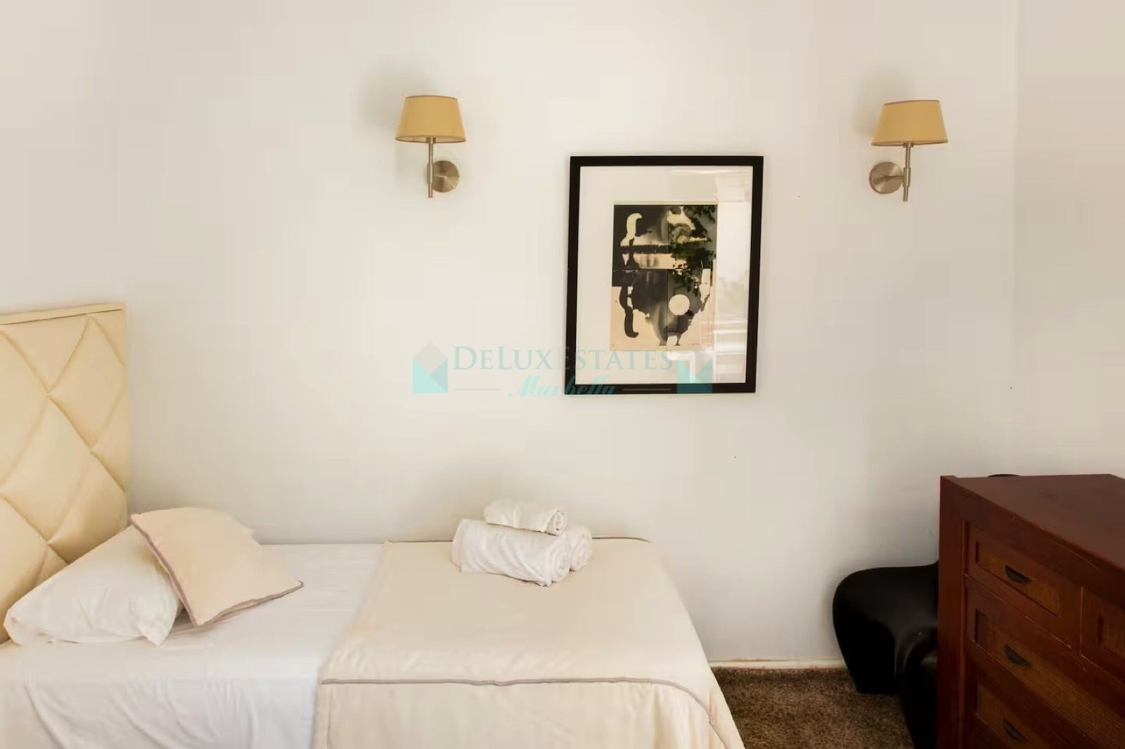 Town House for sale in Altos del Rodeo, Nueva Andalucia