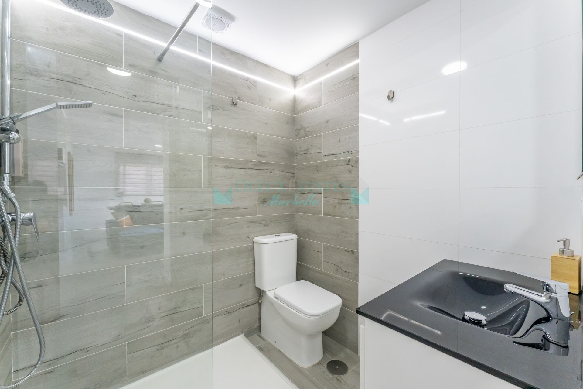 Apartamento Planta Baja en venta en Torrequebrada, Benalmadena