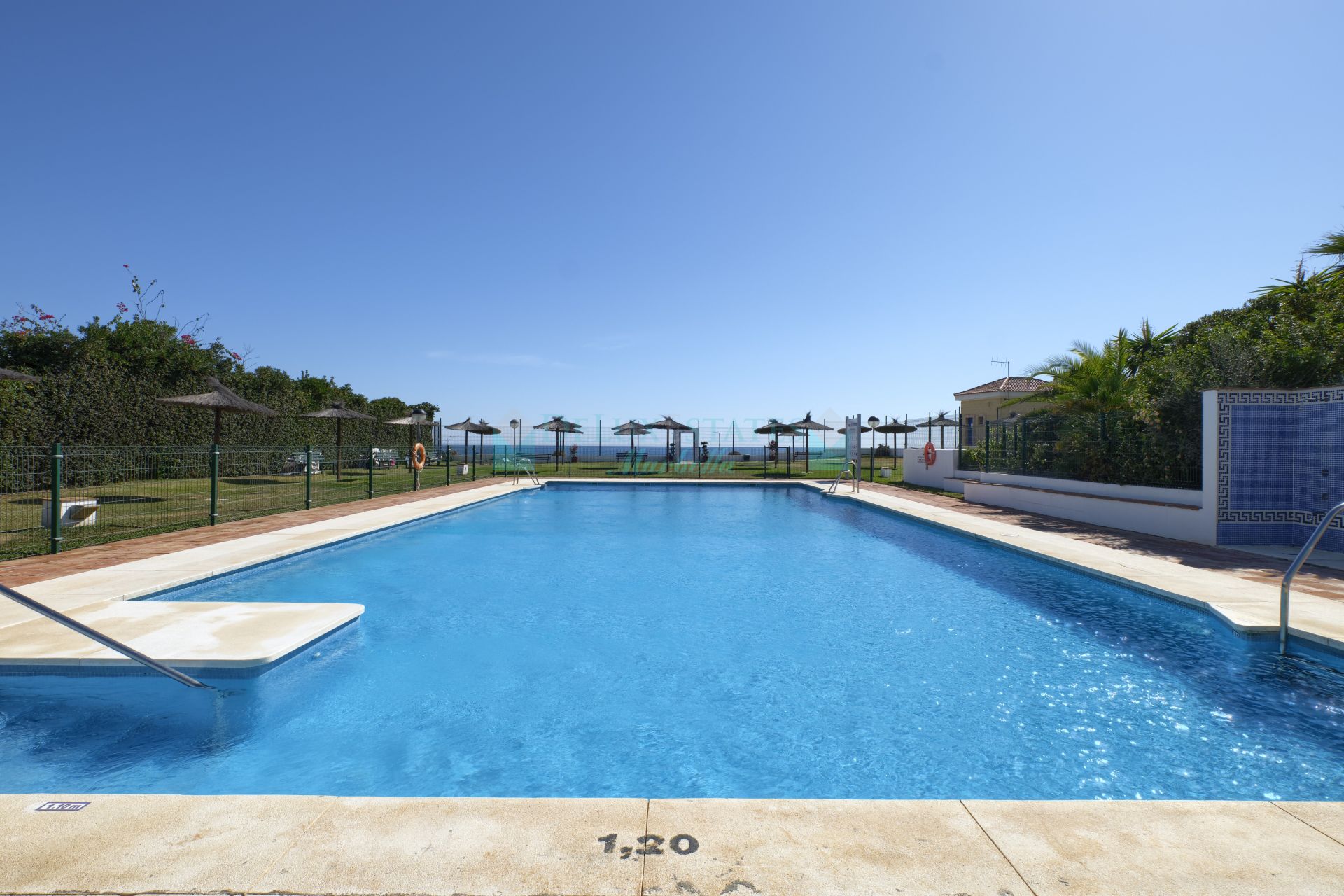 Atico Duplex en venta en Estepona Playa, Estepona