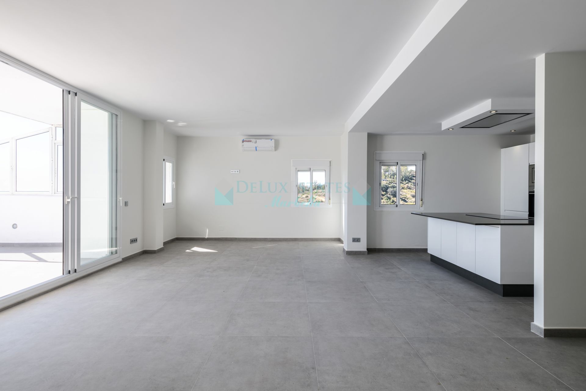 Atico Duplex en venta en Estepona Playa, Estepona