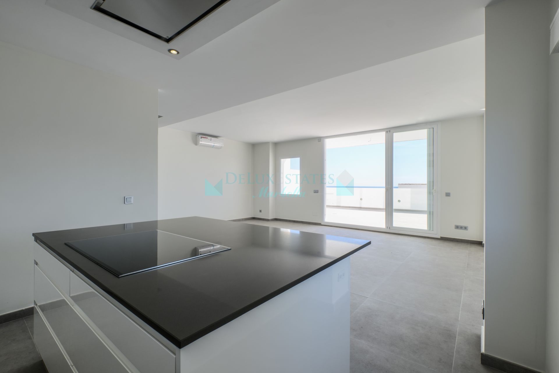 Atico Duplex en venta en Estepona Playa, Estepona