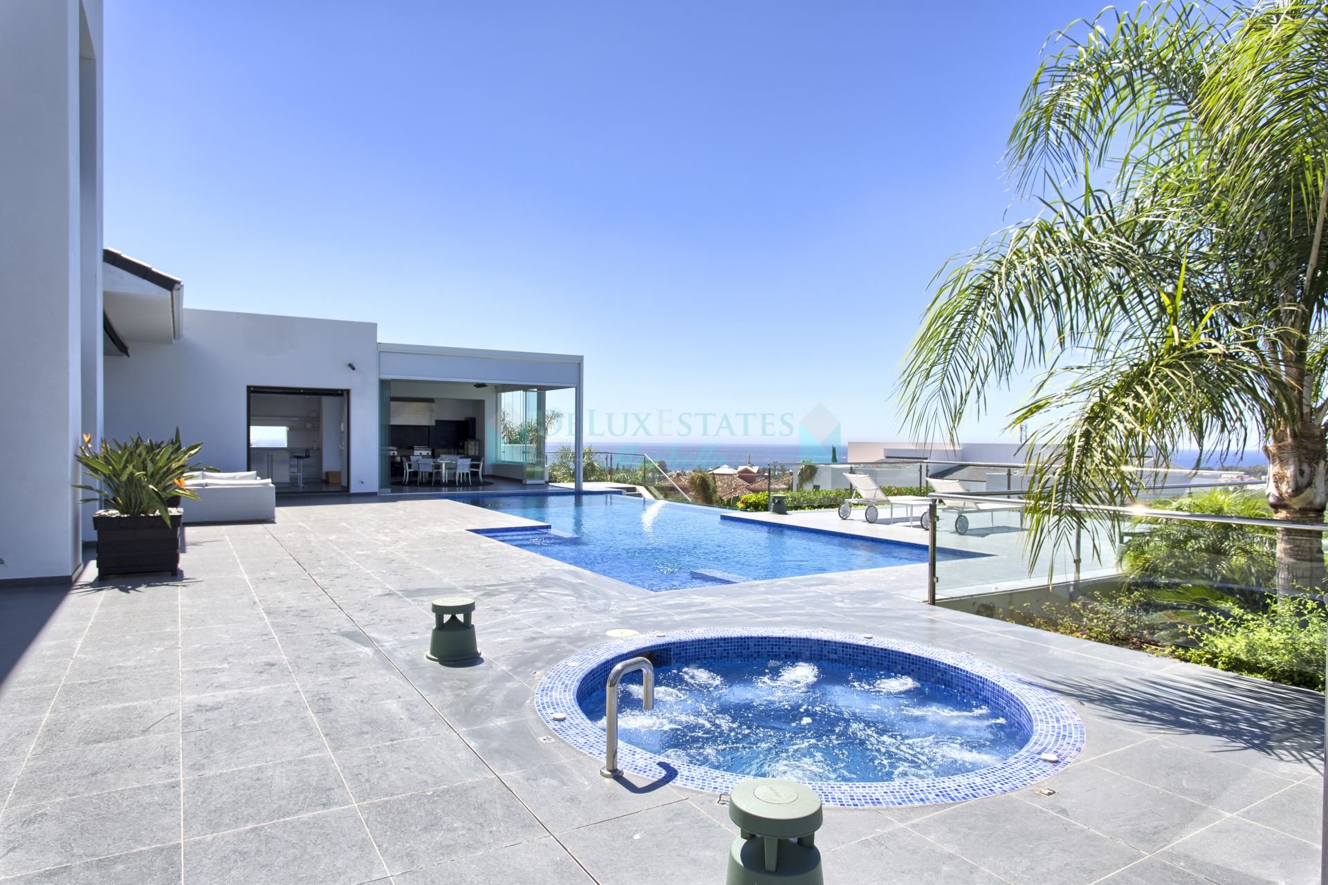 Villa en venta en Los Flamingos, Benahavis