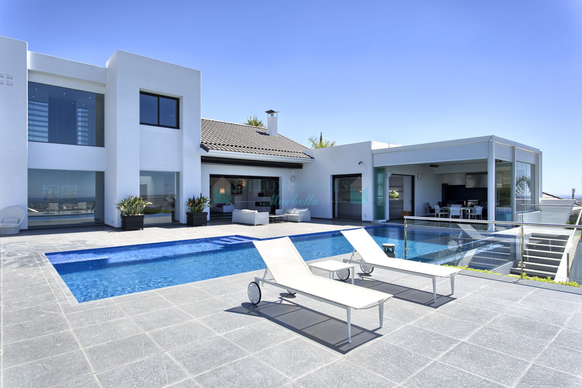 Villa en venta en Los Flamingos, Benahavis