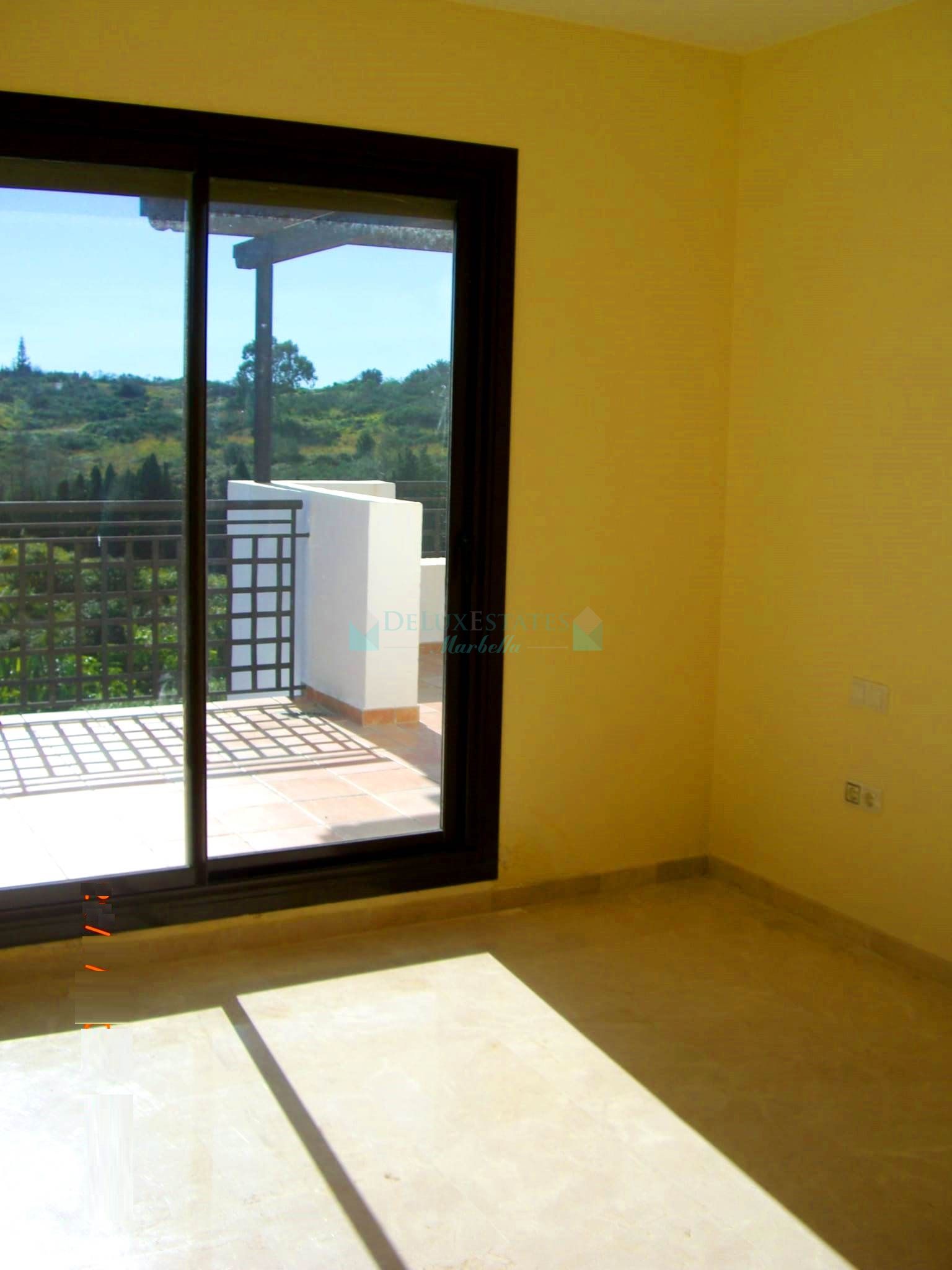 Atico Duplex en alquiler en La Resina Golf, Estepona