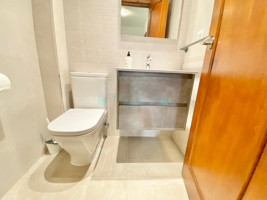 Apartment for rent in Ricardo Soriano, Marbella