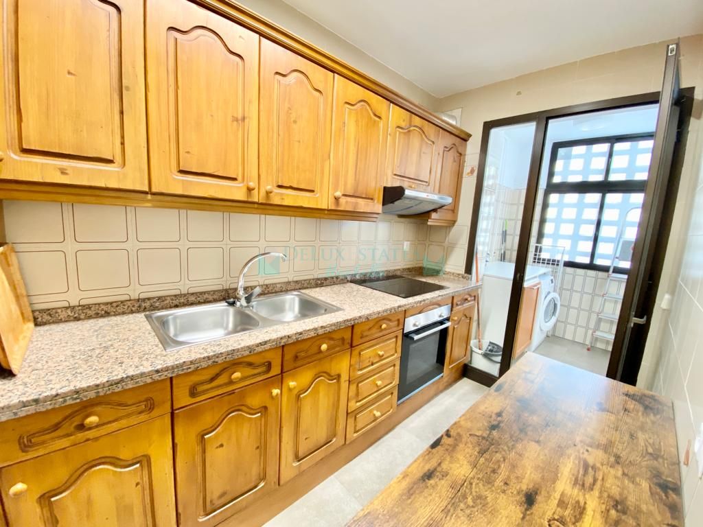 Apartment for rent in Ricardo Soriano, Marbella