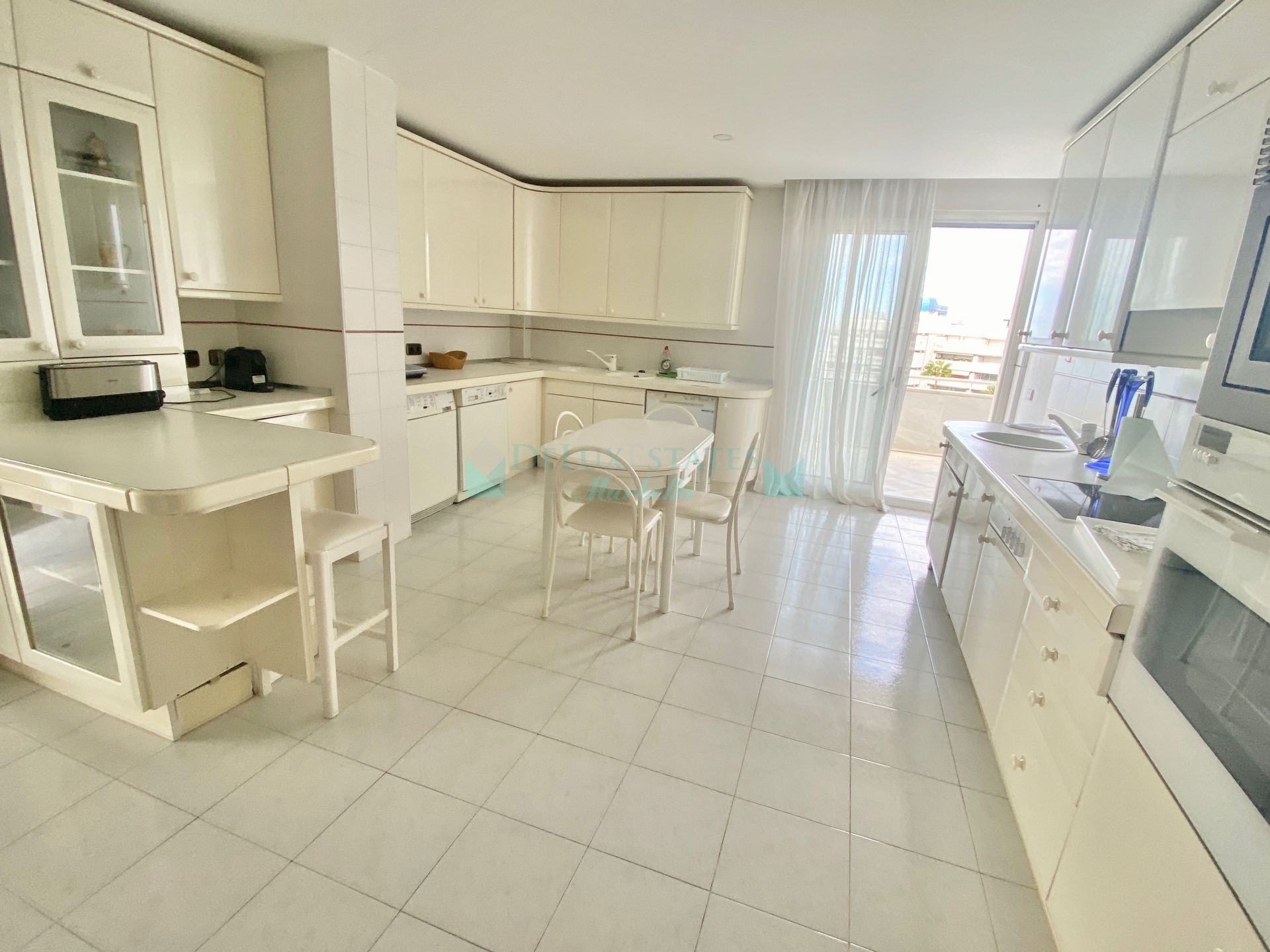 Apartment for rent in Mare Nostrum, Marbella