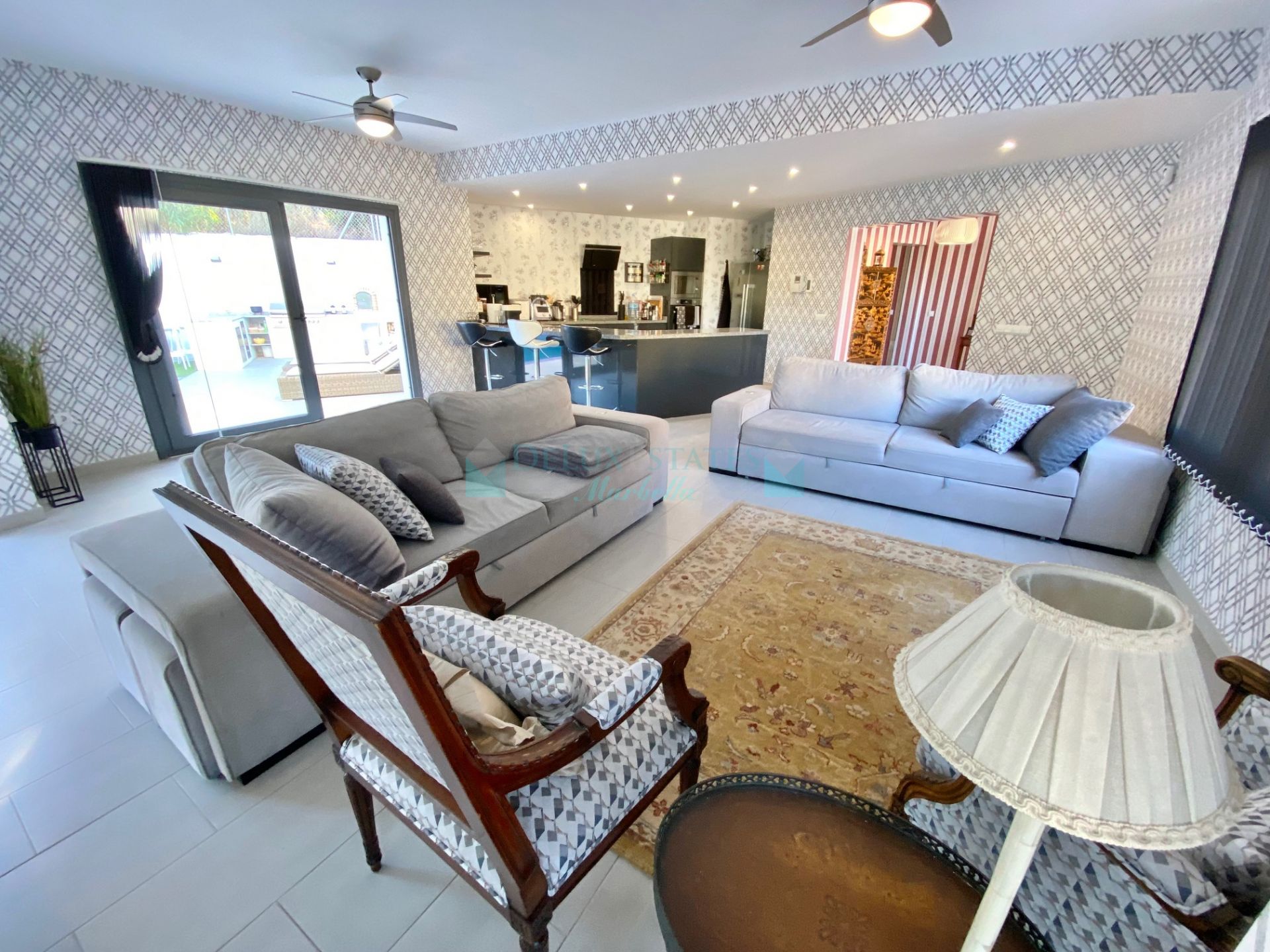 Villa for sale in El Faro, Mijas Costa