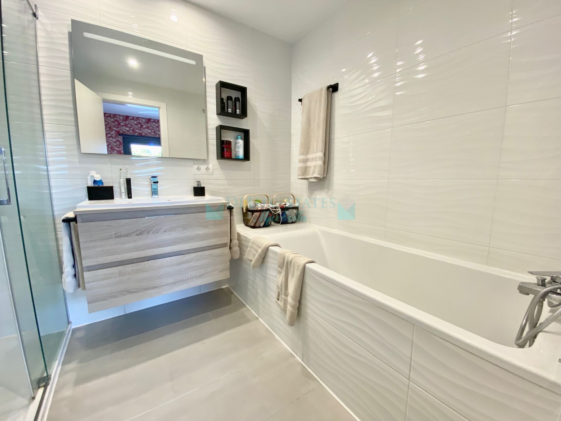 Villa for sale in El Faro, Mijas Costa