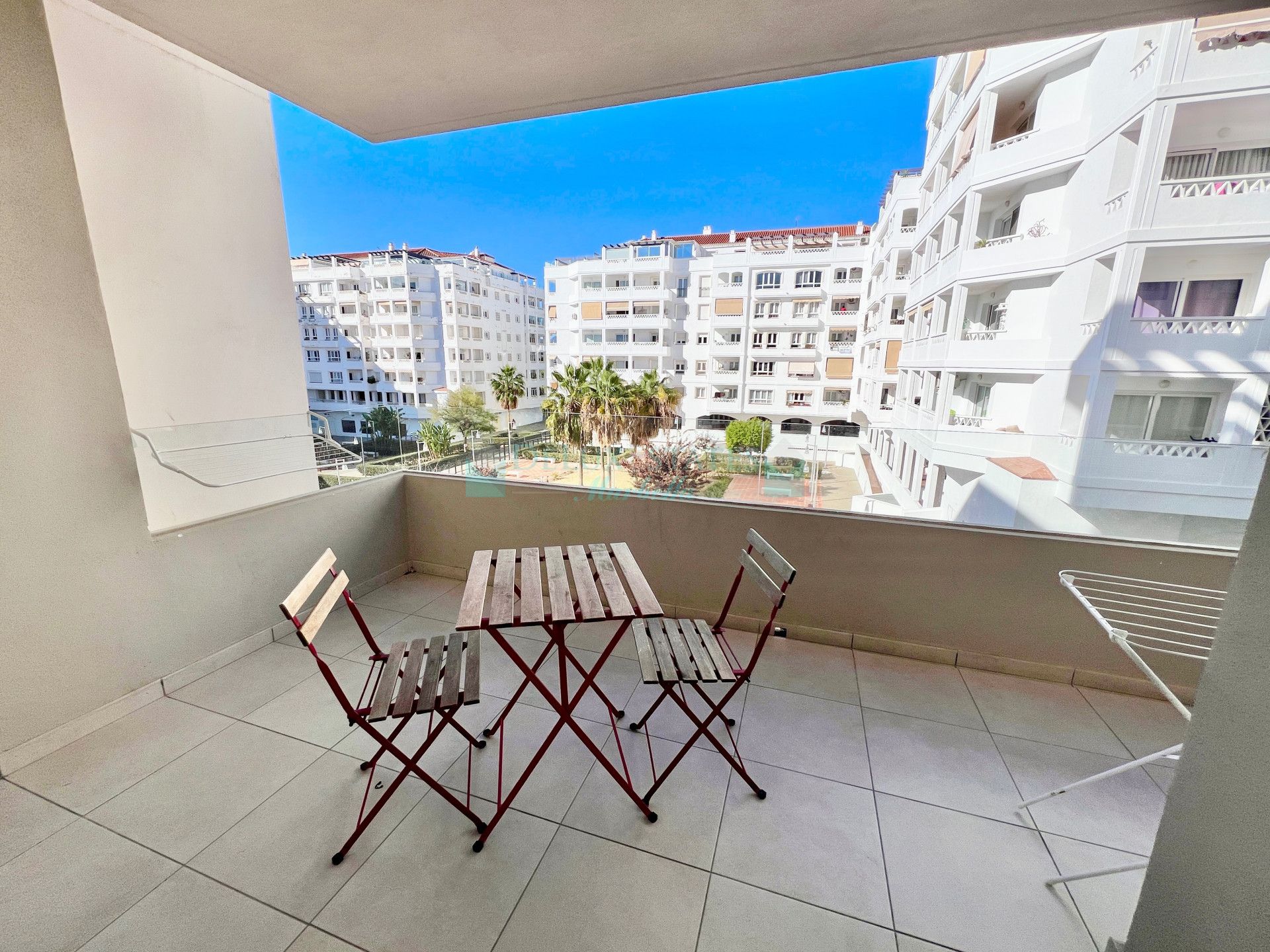 Apartment for rent in Nueva Andalucia