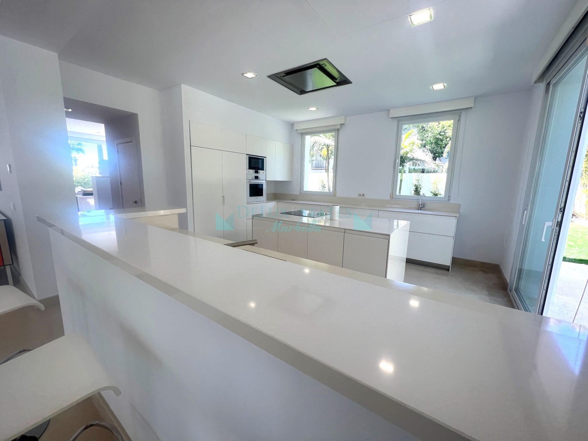 Villa for rent in Casasola, Estepona