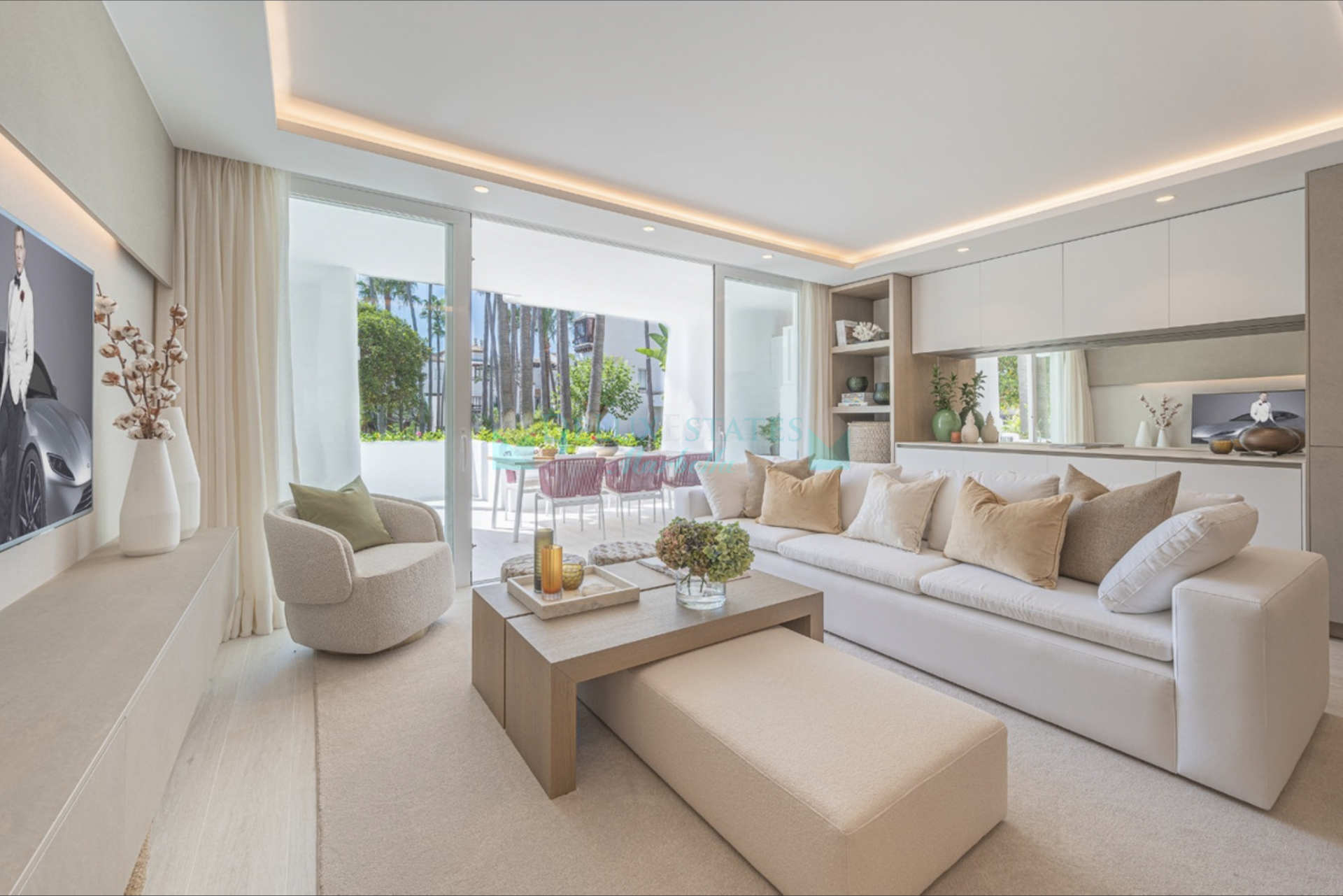 Apartamento Planta Baja en venta en Puente Romano, Marbella Golden Mile