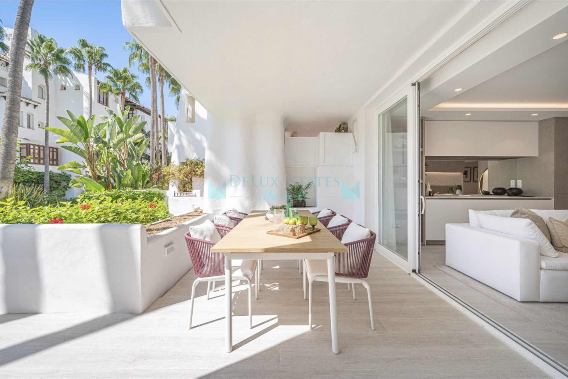 Apartamento Planta Baja en venta en Puente Romano, Marbella Golden Mile