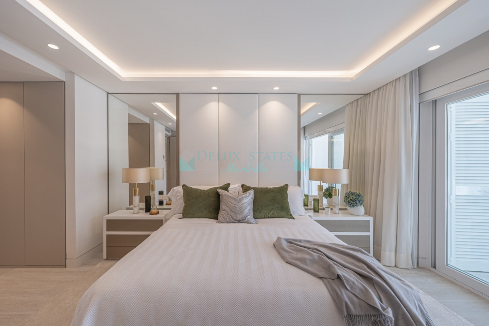 Apartamento Planta Baja en venta en Puente Romano, Marbella Golden Mile