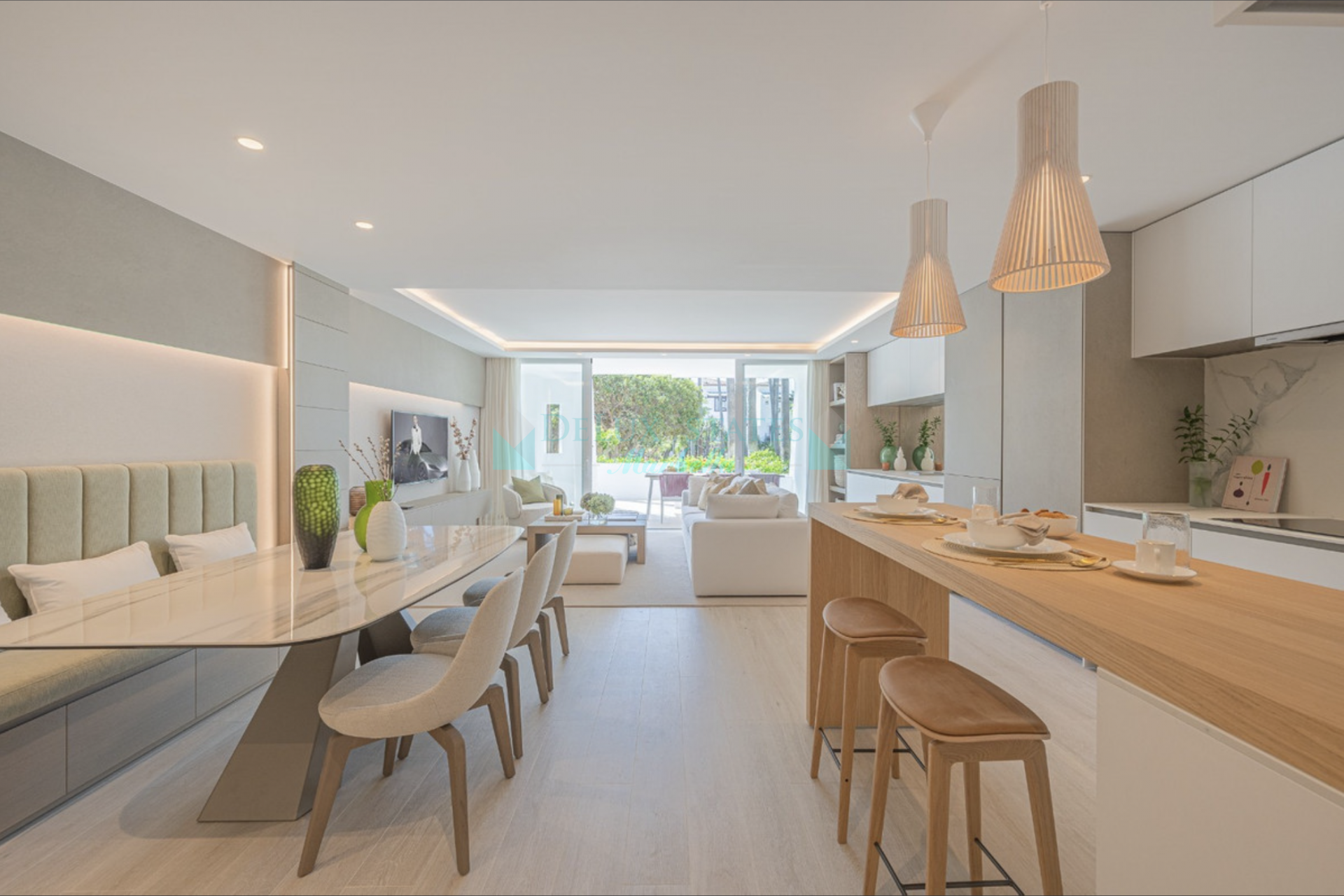 Apartamento Planta Baja en venta en Puente Romano, Marbella Golden Mile