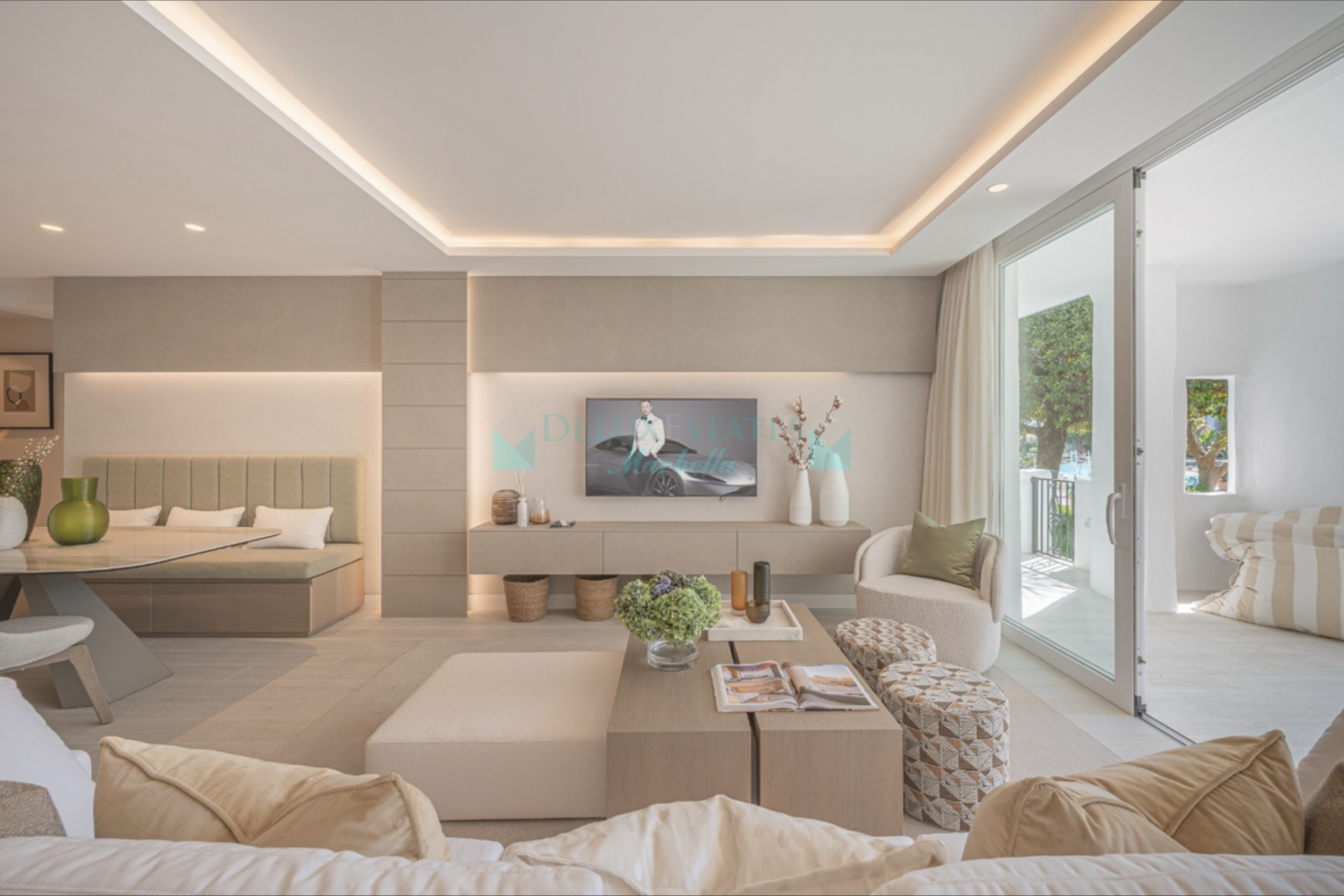 Apartamento Planta Baja en venta en Puente Romano, Marbella Golden Mile