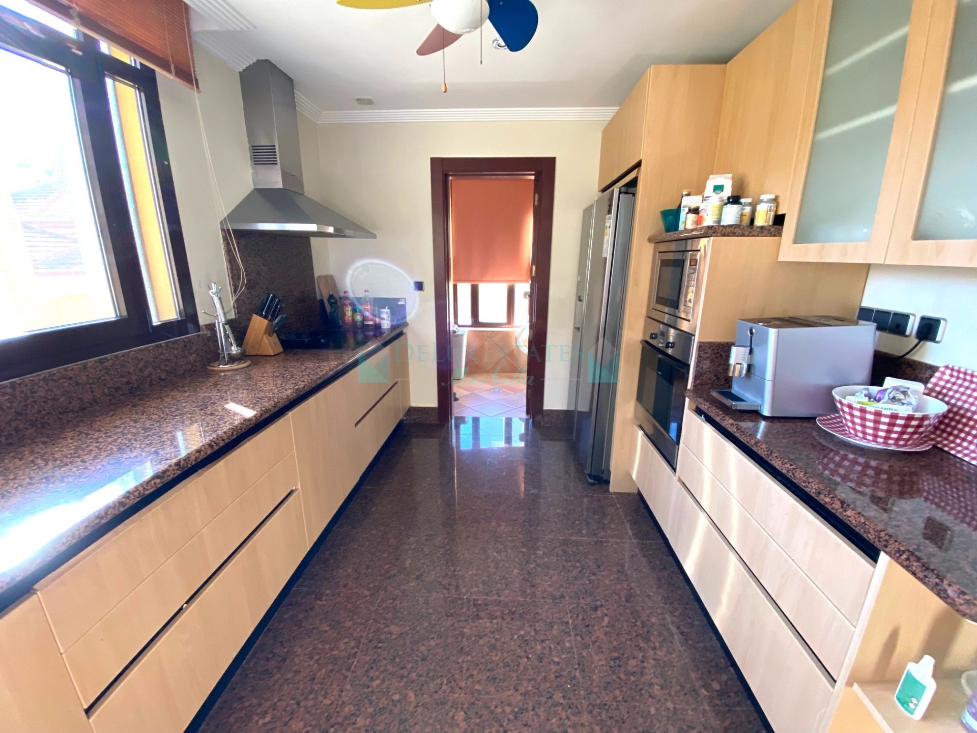 Apartment for sale in Bahia de Banus, Marbella - Puerto Banus