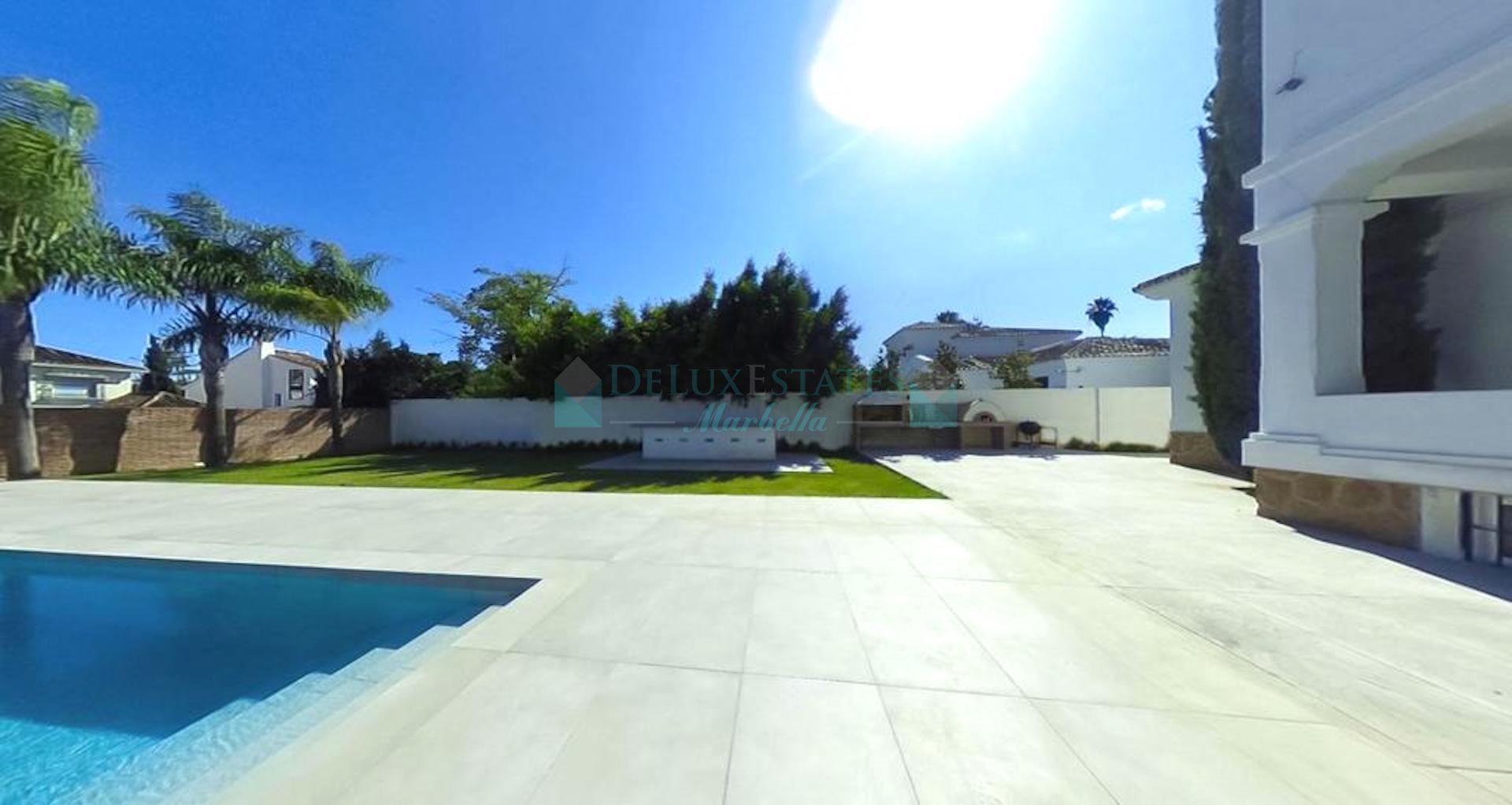 Villa for rent in Nueva Andalucia