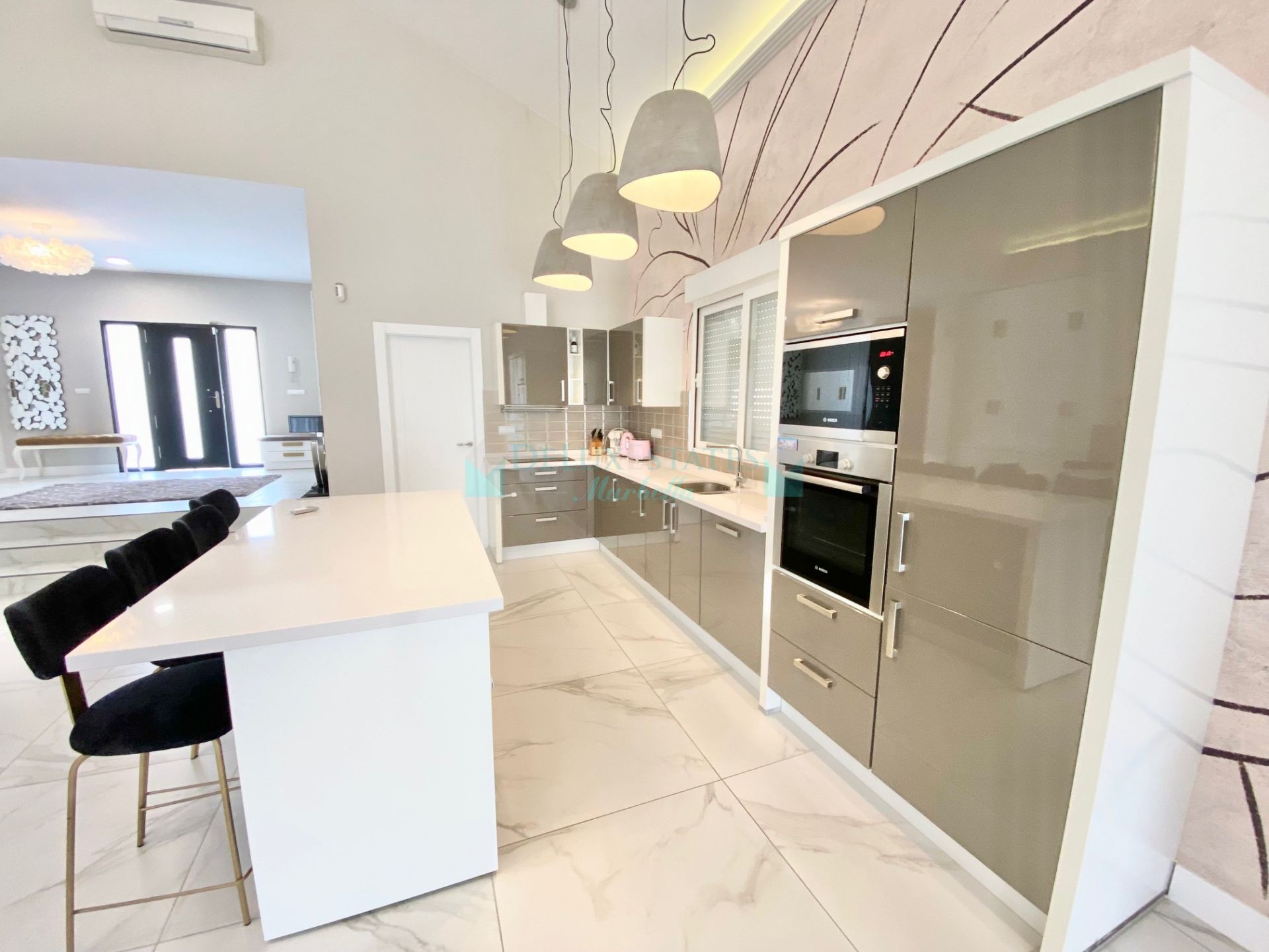 Villa en alquiler en San Pedro Playa, San Pedro de Alcantara