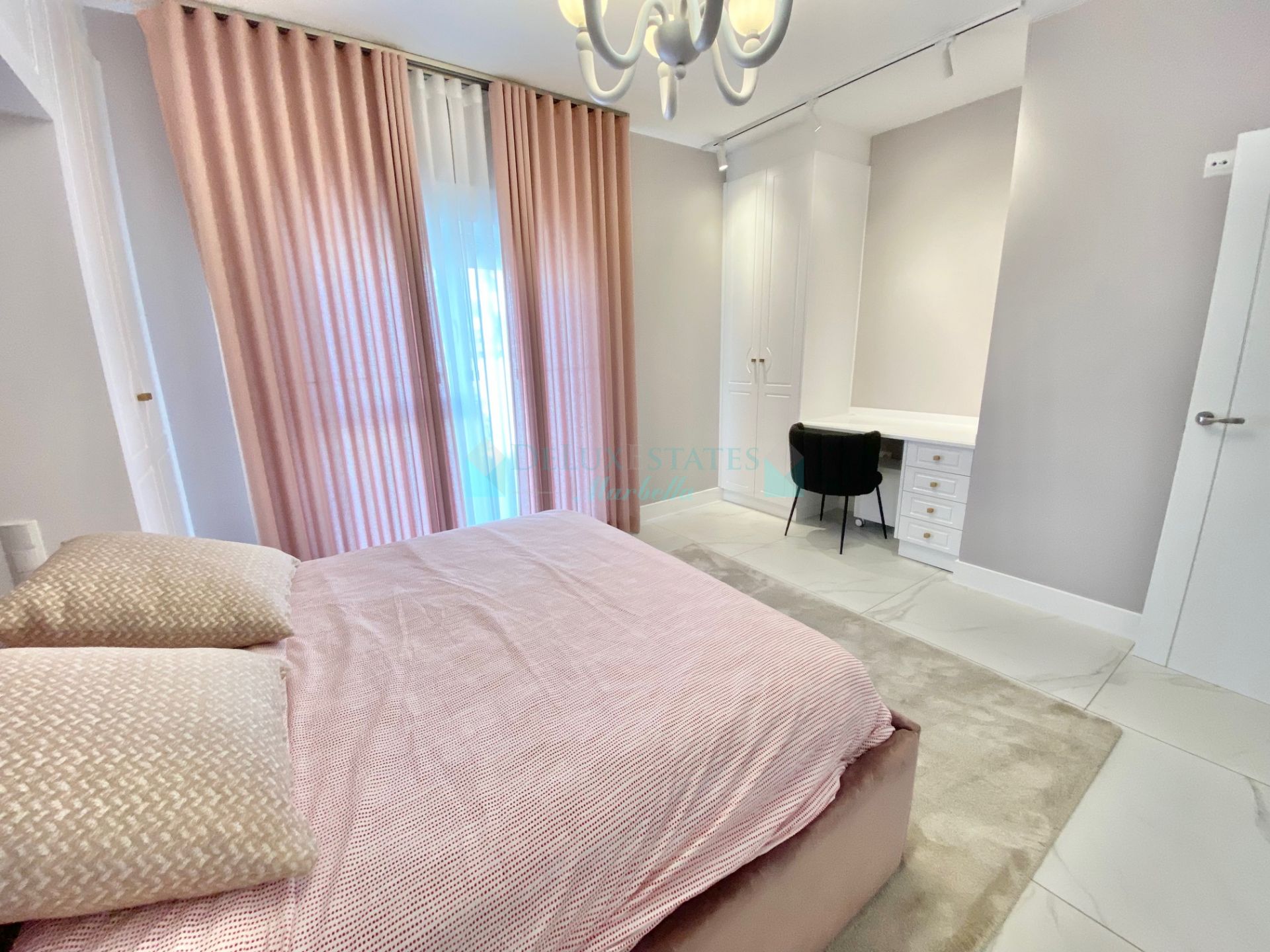 Villa en alquiler en San Pedro Playa, San Pedro de Alcantara