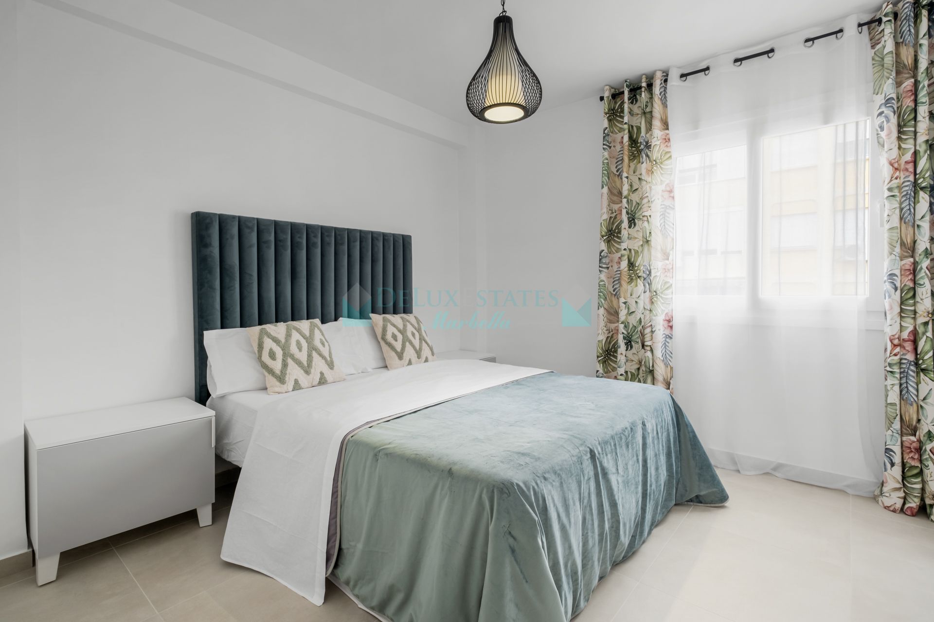 Apartamento en venta en Estepona Centre, Estepona