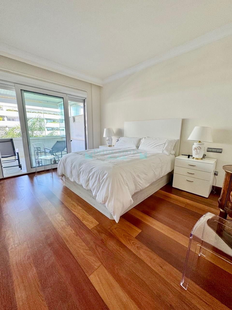 Apartamento en alquiler en El Embrujo Banús, Marbella - Puerto Banus