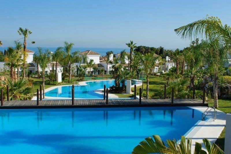 Villa for sale in Lomas de Magna Marbella, Marbella Golden Mile