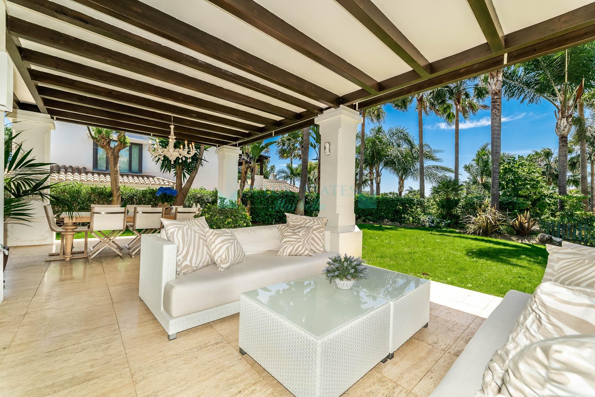 Villa for sale in Lomas de Magna Marbella, Marbella Golden Mile