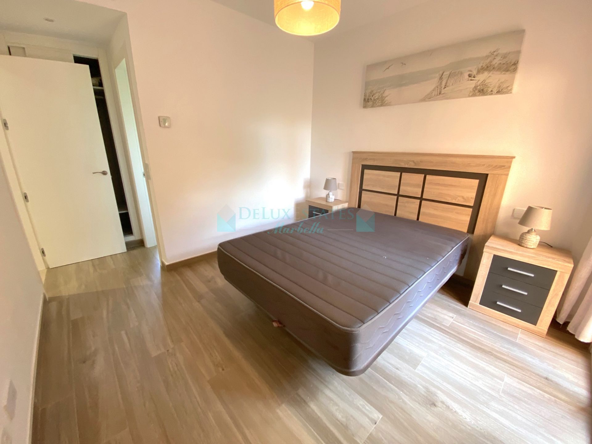 Semi Detached House for sale in El Paraiso, Estepona