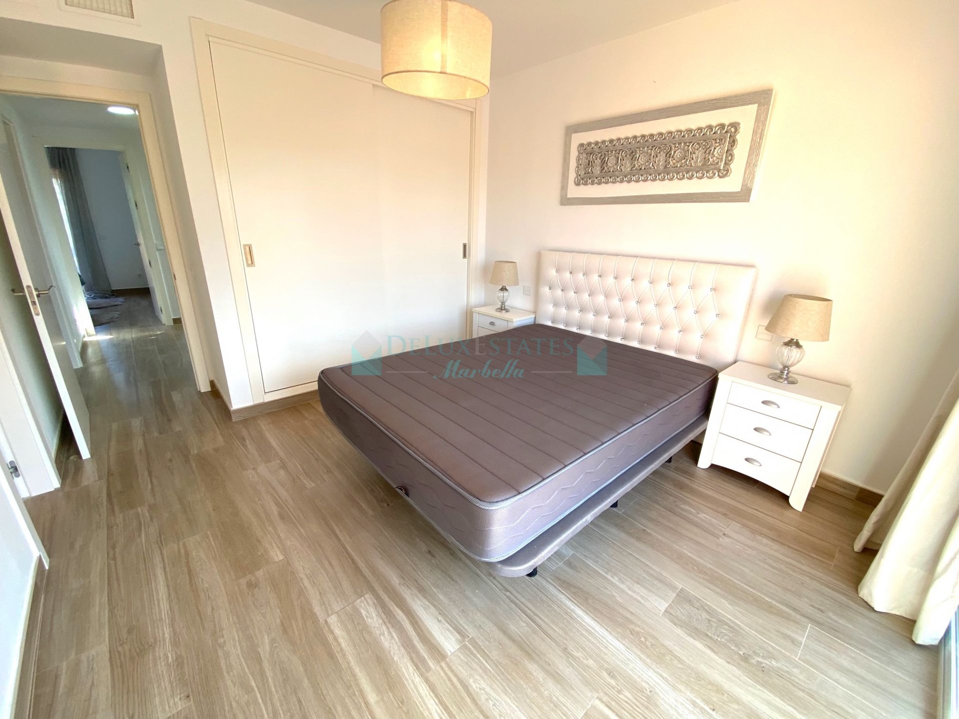 Semi Detached House for sale in El Paraiso, Estepona