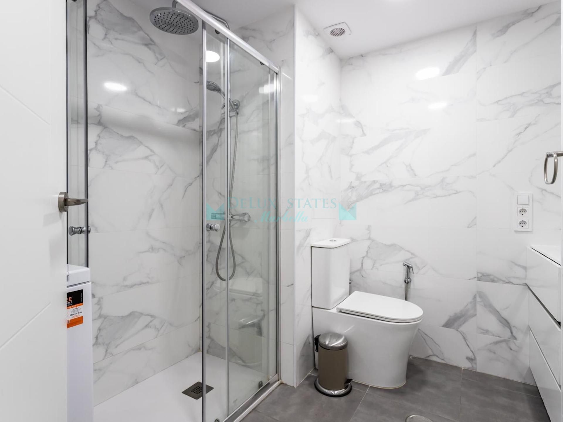 Apartment for sale in Fuengirola Puerto, Fuengirola