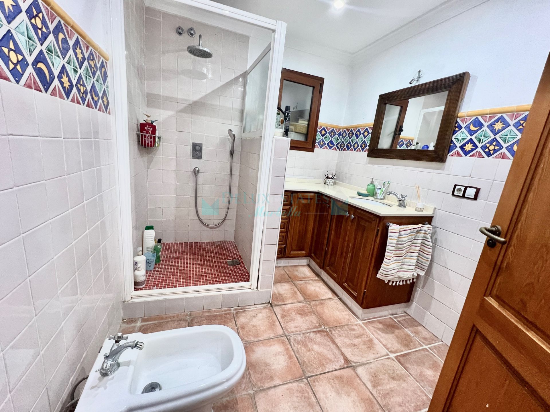 Villa for sale in Nueva Andalucia