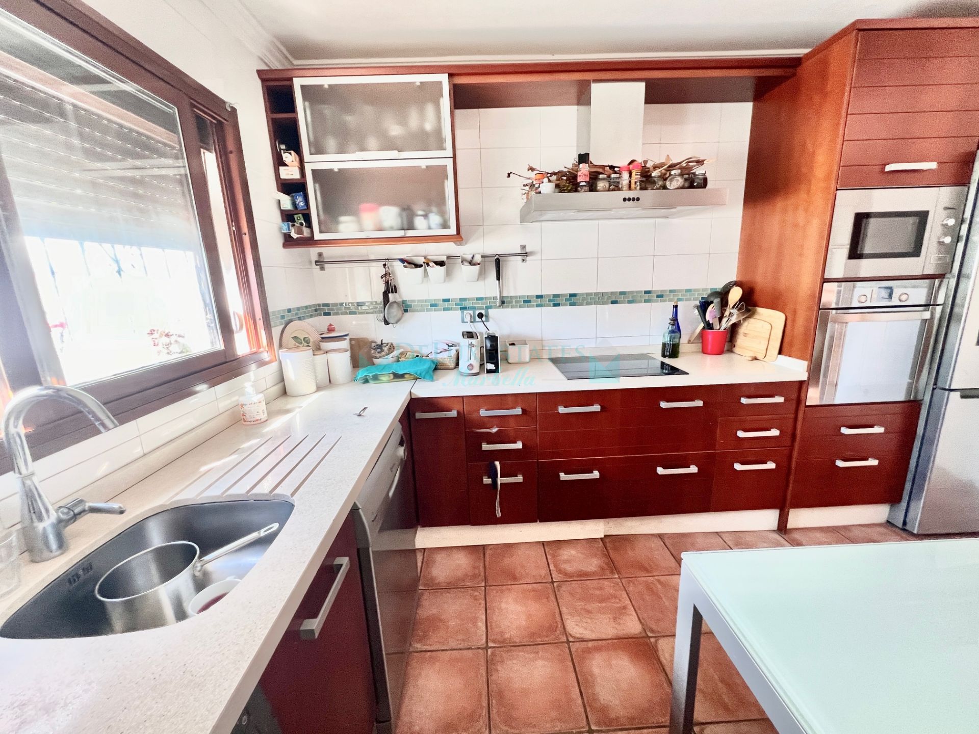 Villa for sale in Nueva Andalucia