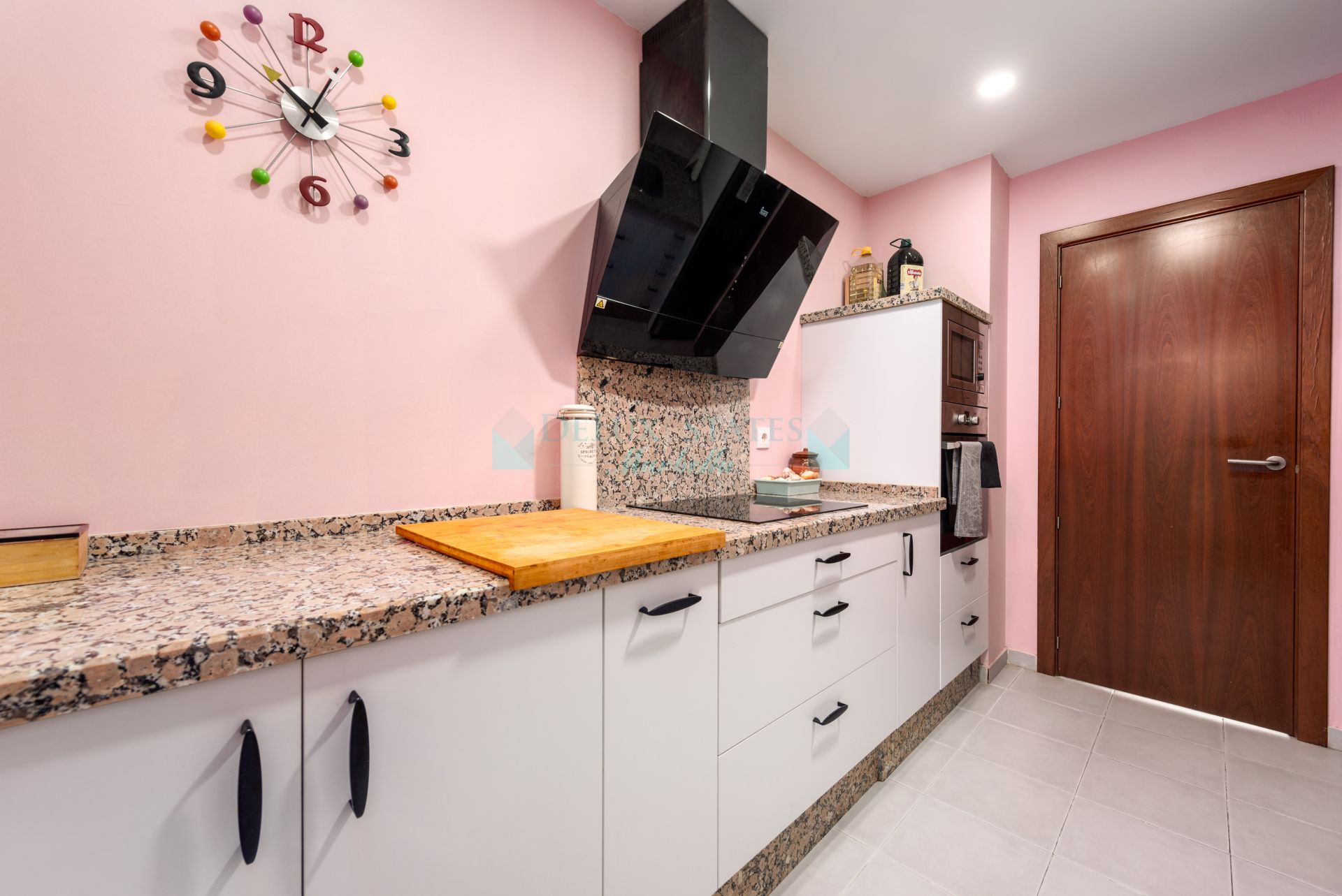 Apartment for rent in Estepona
