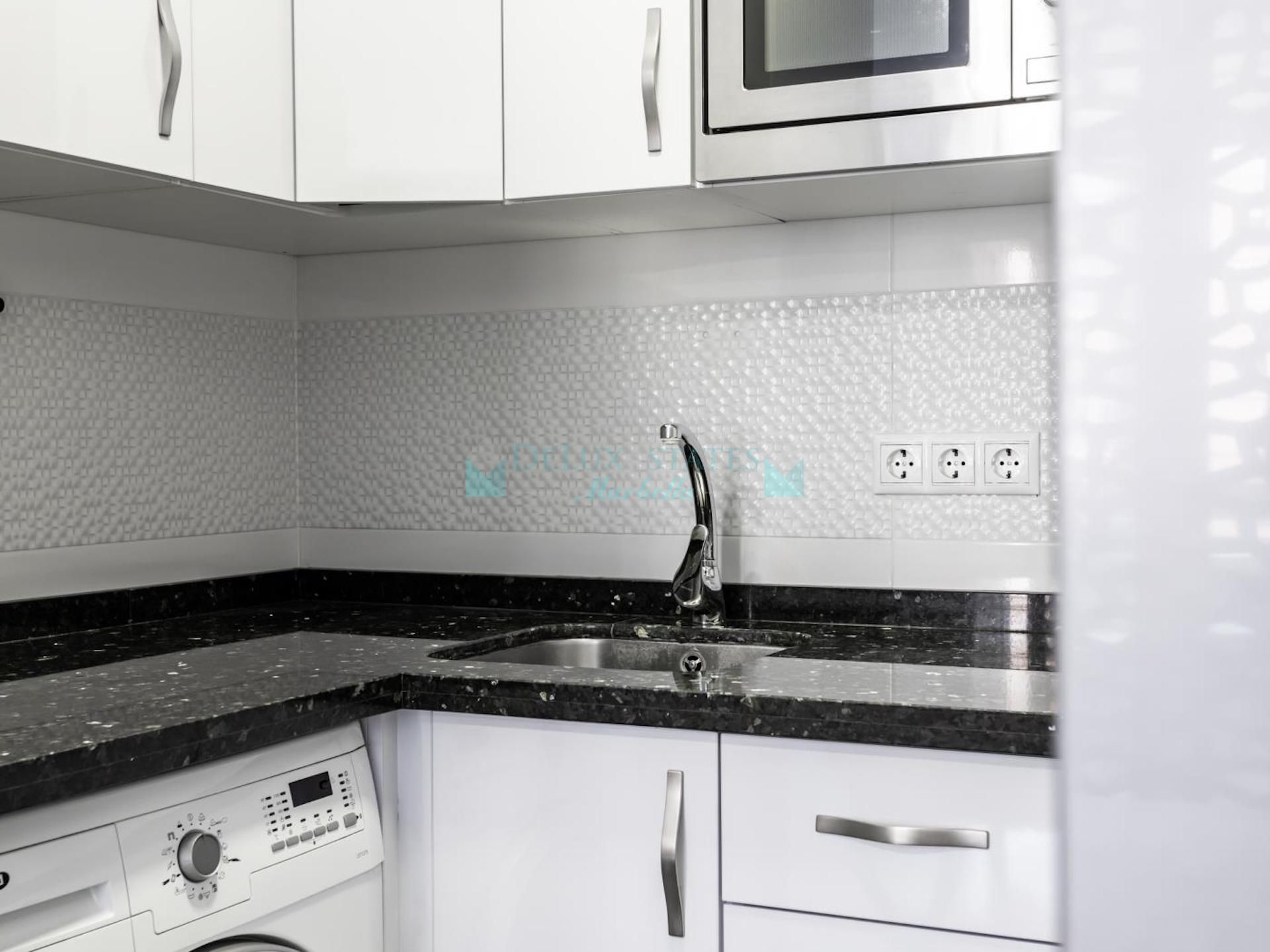 Studio for sale in Fuengirola Puerto, Fuengirola