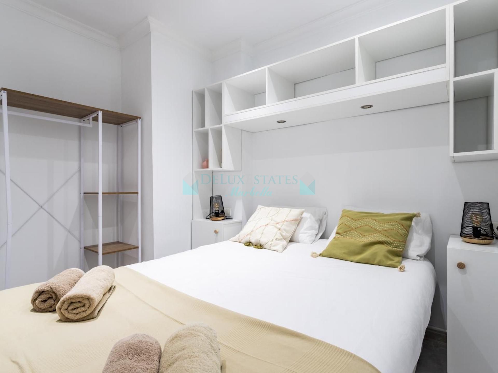 Apartment for sale in Fuengirola Puerto, Fuengirola