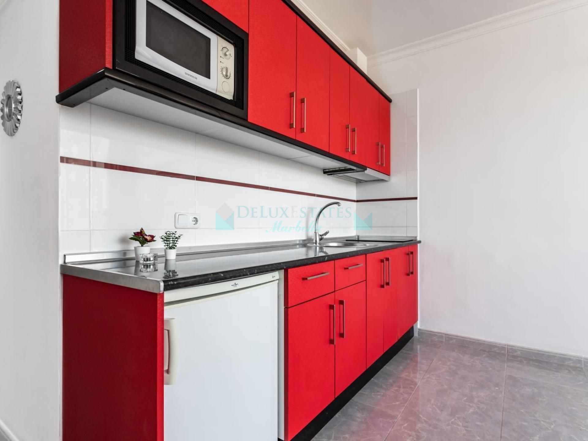 Apartment for sale in Fuengirola Puerto, Fuengirola